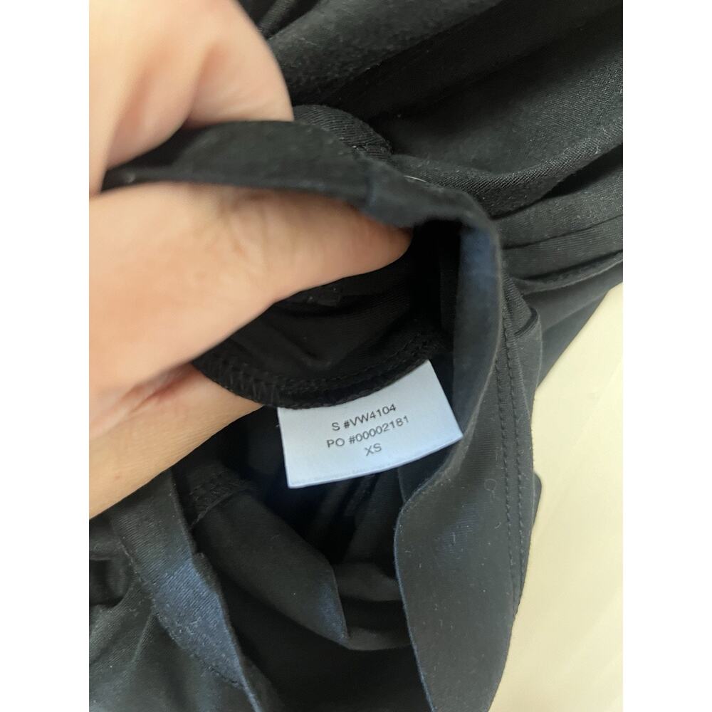 VUORI Short Sleeve Lux Crew Jumpsuit Women's Size XS Black VW4104 Worn Once - Picture 6 of 7